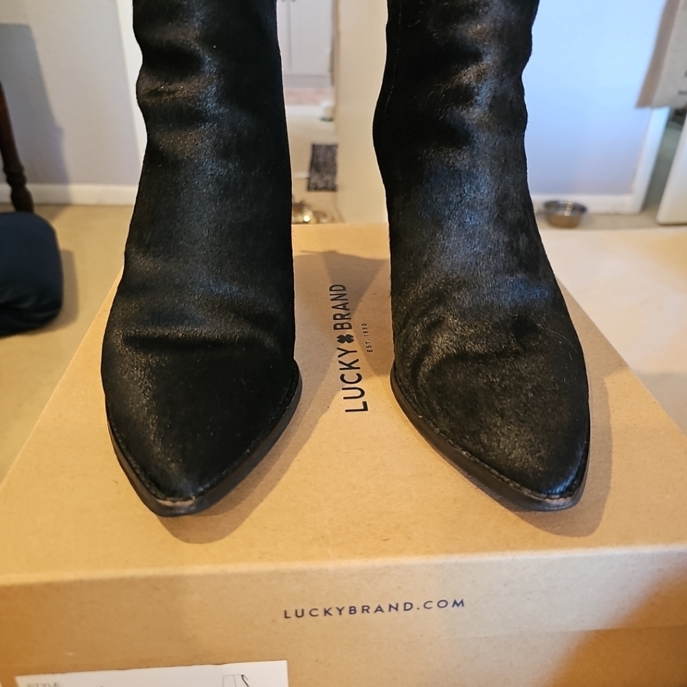 LUCKY BRAND BLACK HAIRCALF 8.5 M BOOTIES